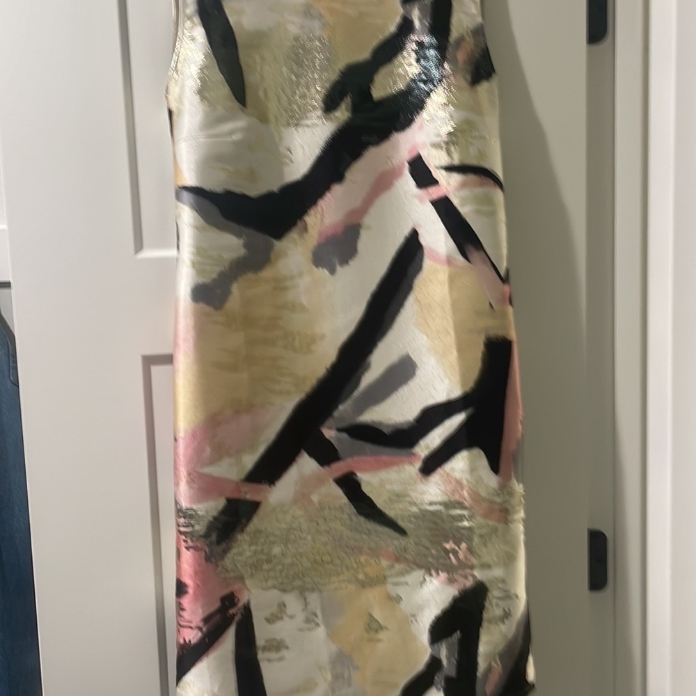 Ming Wang Beautiful dress- never worn. Bought for a wedding that canceled.